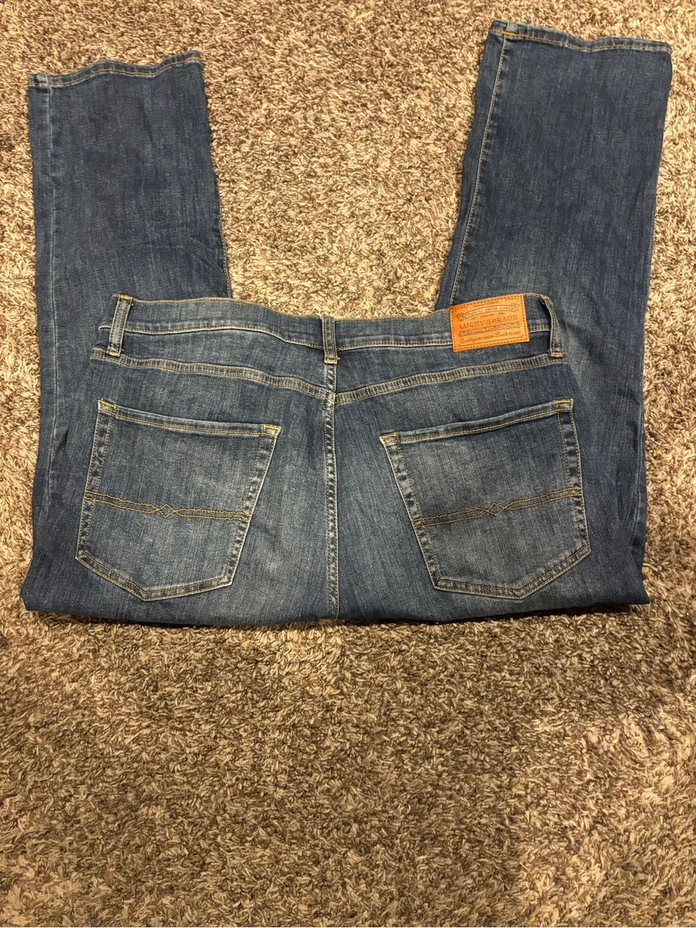 Men’s Lucky Brand 223 Straight Jeans